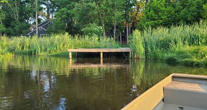 Spacious✴ Hidden Gem❁ Lakehouse✓Free Parking✓WiFi