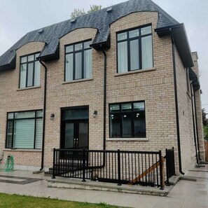 Exterior - Brand New Basement Apt next to Beach & Go Train (Pickering)