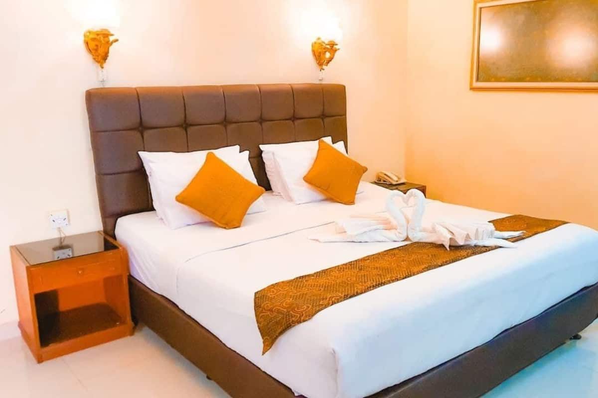 Deluxe tweepersoonskamer | Een bureau, gratis wifi, beddengoed