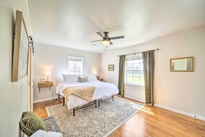 3 chambres, fer et planche à repasser, Internet gratuit, draps fournis