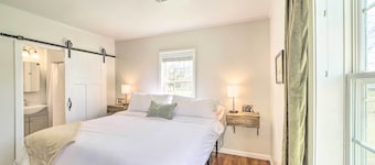 Lake Eufaula Retreat w/ Fire Pit, Near Main St!