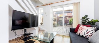 Cosy 2BR Home near Milton Keynes Centre