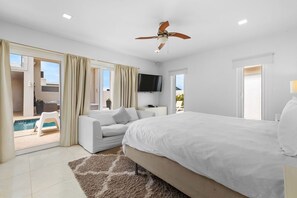 5 bedrooms, in-room safe, iron/ironing board, travel cot