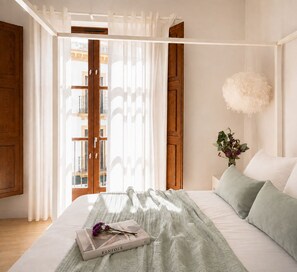 Room - PALACIO BUENAVISTA LUXURY APARTMENTS 1.1. (Sevilla)