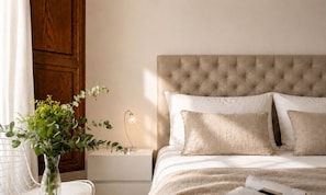 Room - PALACIO BUENAVISTA LUXURY APARTMENTS 2.3. (Sevilla)
