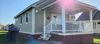 Sandbanks Cottage Resort Villa in Prince Edward County 23B