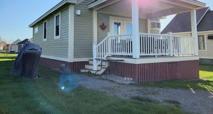 Sandbanks Cottage Resort Villa in Prince Edward County 23B