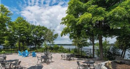 Sandbanks Cottage Resort Villa in Prince Edward County 23B