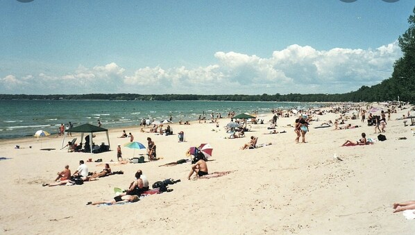 Beach nearby, sun-loungers