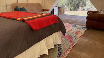 1 habitación y ropa de cama