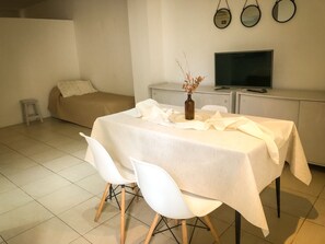 Dining - CITY OF MENDOZA APARTMENT / MODERN - EXCELLENT LOCATION (Mendoza)