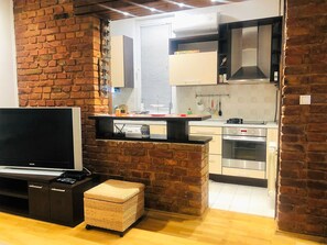 Frigorífic, forn, placa de cuina i rentaplats