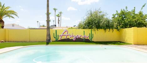 Alberca al aire libre