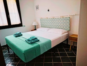 4 Schlafzimmer, Reisekinderbett, kostenloses WLAN