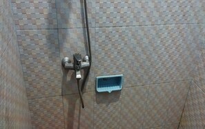Standard Double Room | Bathroom - Balkondes Griya Perpil (Borobudur)