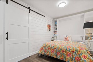 1 chambre, fer et planche à repasser, Wi-Fi gratuit, draps fournis