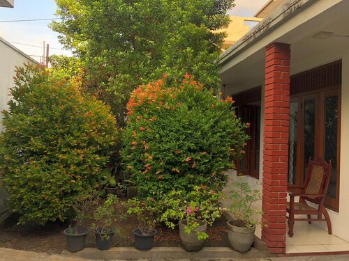 Family friendly 2-Bed house in centrally located place