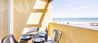 Les Balcons de la Méditerranée by Interhome