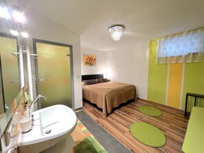 2 bedrooms, free internet - Gloggnitz by Interhome (Gloggnitz)