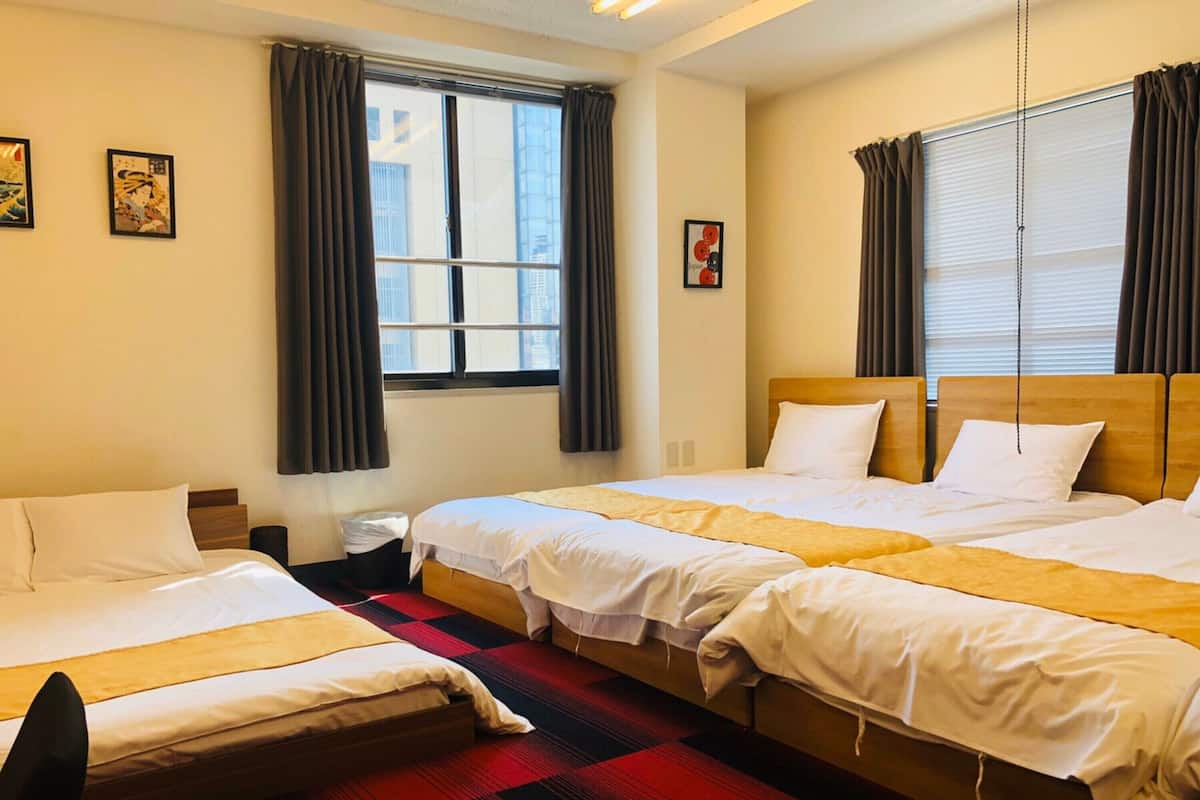 واي فاي مجانًا وملاءات أسرّة