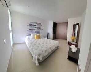 3 Schlafzimmer, Bügeleisen/Bügelbrett, kostenloses WLAN, Bettwäsche