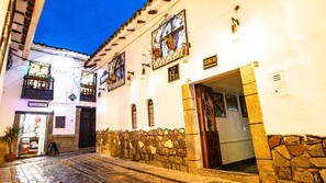 Front of property - Catama Inn Hotel (Cusco)