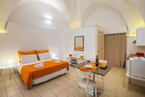 1 غرفة نوم وملاءات أسرّة