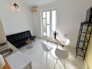 Appartement (One bedroom apartment with Balcony an) | Intérieur