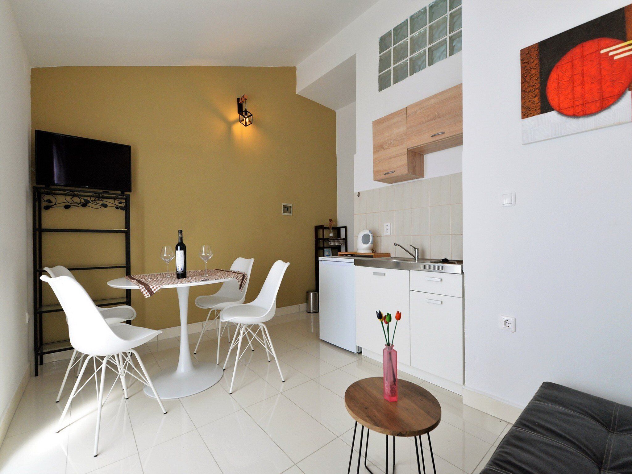 Apartamento (One bedroom apartment with Balcony an) | Comedor
