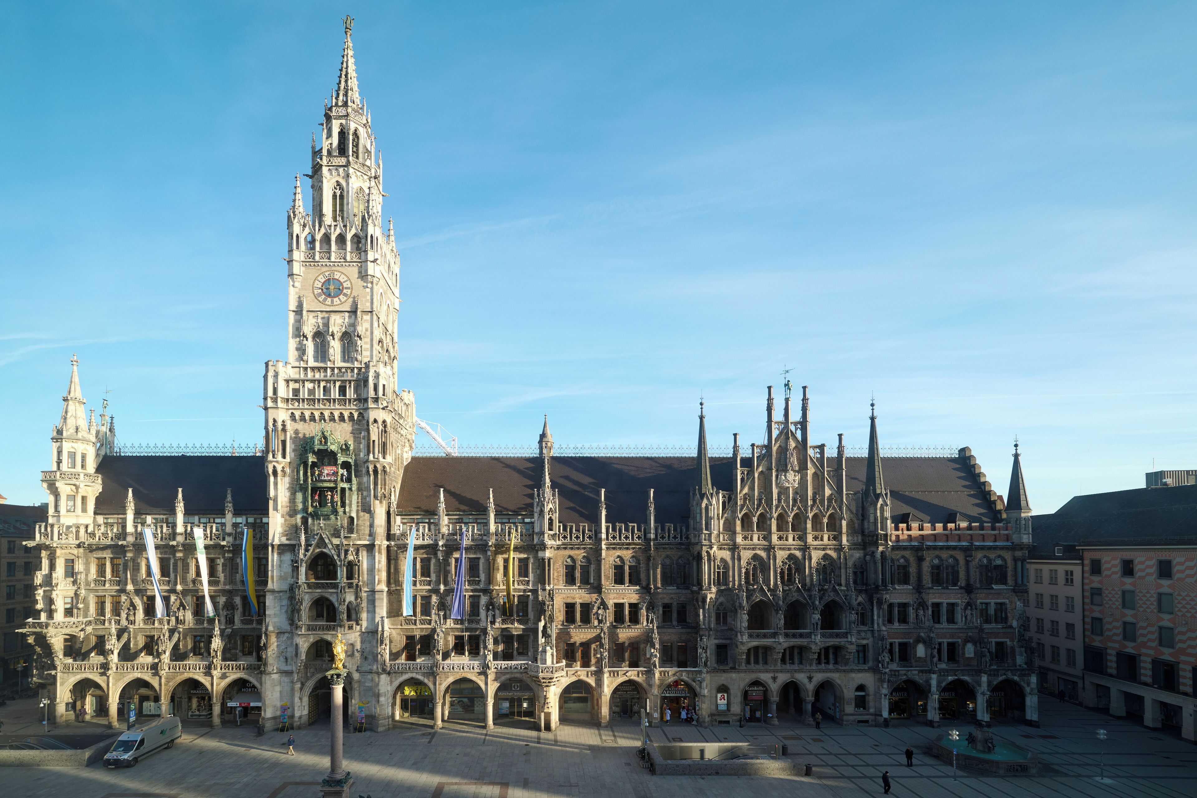 Foto - BEYOND by Geisel