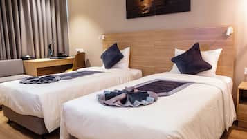 Standard Twin Room | 1 bedroom, Egyptian cotton sheets, premium bedding, minibar