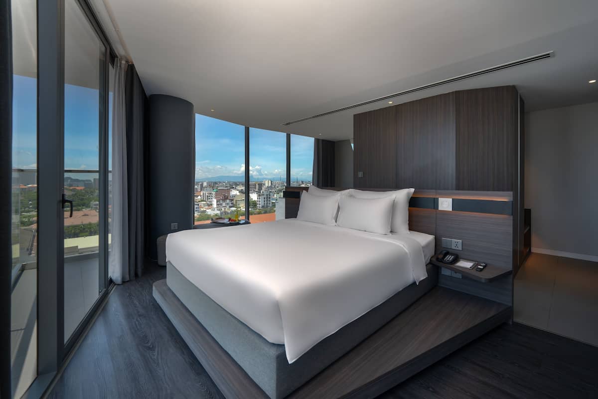 Suite Signature, balcón, vistas al mar | 1 dormitorio, ropa de cama de alta calidad, colchones viscoelásticos