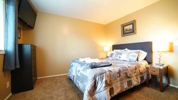 2 bedrooms, iron/ironing board, free WiFi, bed sheets