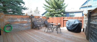 Mountain Townhome in Downtown Driggs, Minutes from Grand Targhee