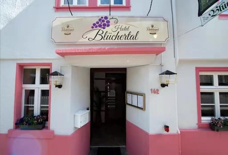 Exterior. Hotel Blüchertal