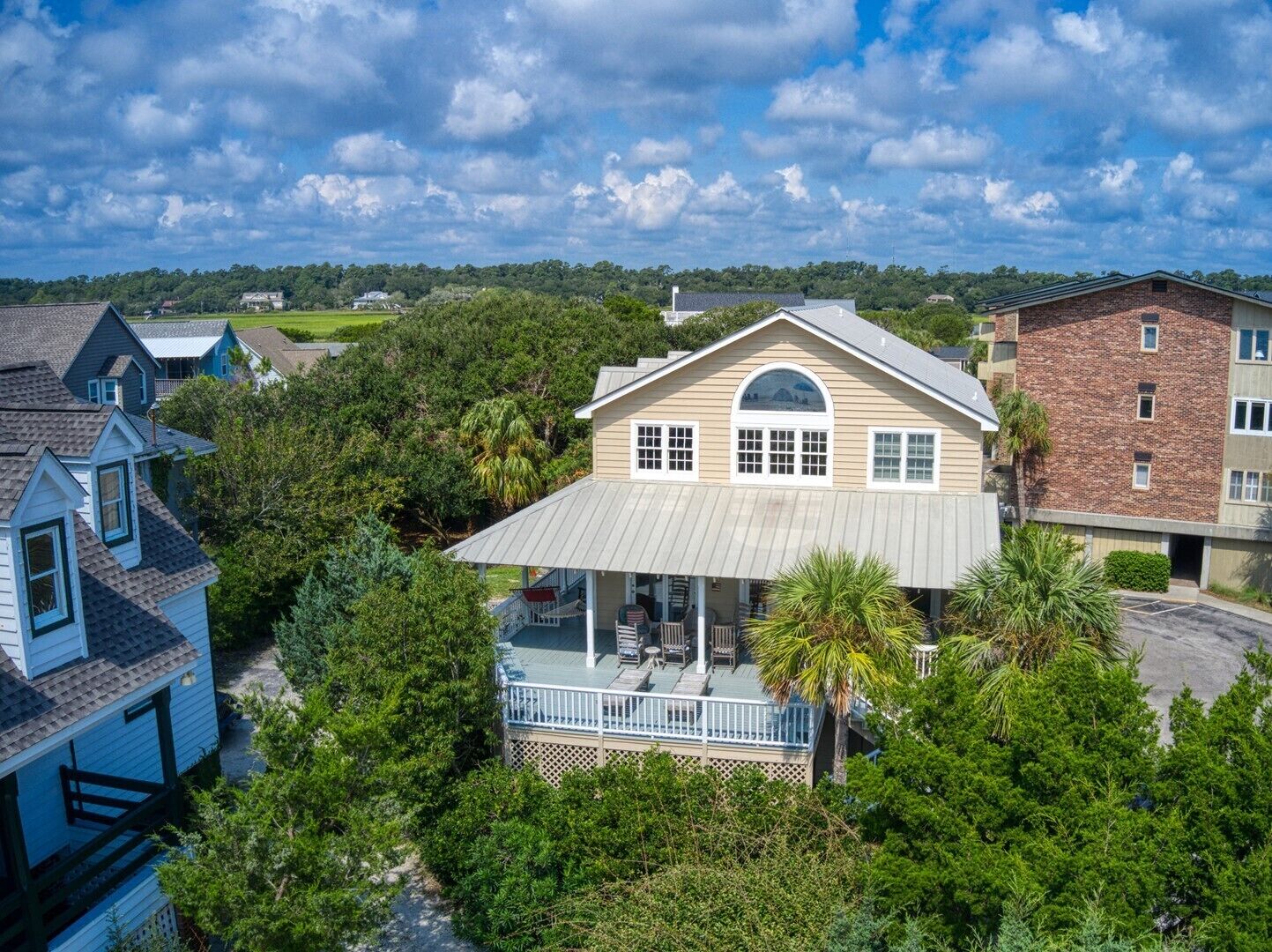 Oceanfront Beach House, Furnished Porch, Sun Deck, Private Boardwalk, Grill