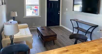 1 bedroom with office or 2nd bedroom