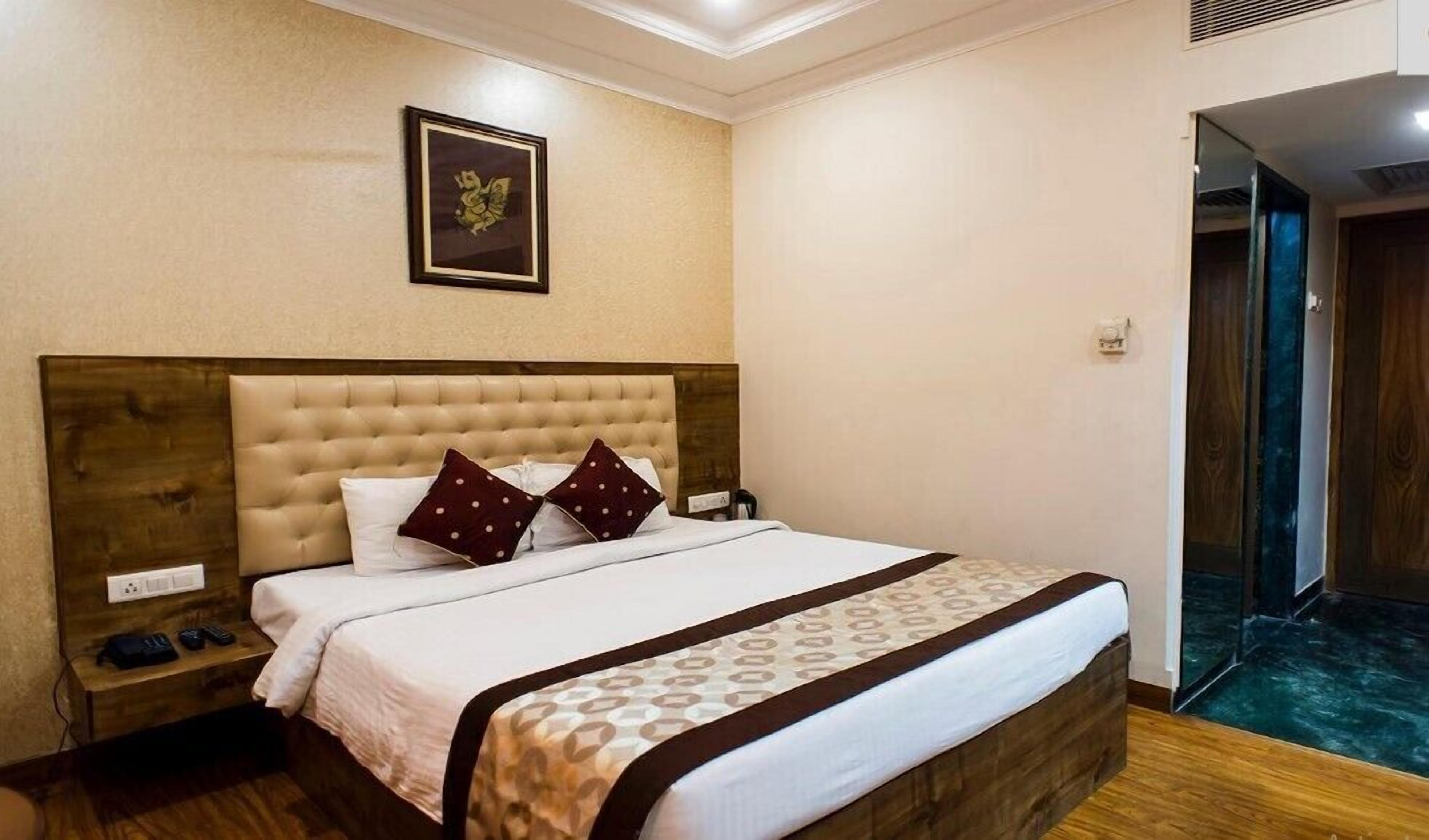 디럭스 더블룸 | 객실 내 금고, 책상, 노트북 작업 공간, 다리미/다리미판