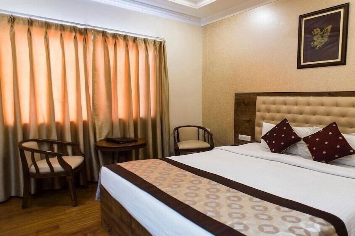 In-room safe, desk, laptop workspace, iron/ironing board (on request)