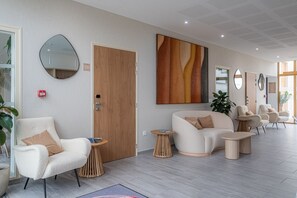 Lobby - The Originals Boutique Hôtel Amiens Sud (Amiens)