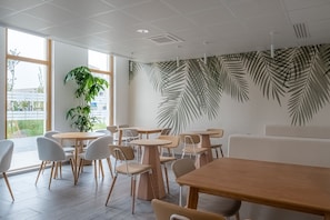 Daily buffet breakfast (EUR 16 per person)