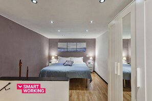 Silitysrauta/-lauta, ilmainen Wi-Fi, vuodevaatteet