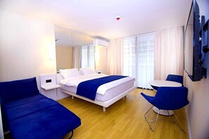 1 bedroom, iron/ironing board, free WiFi