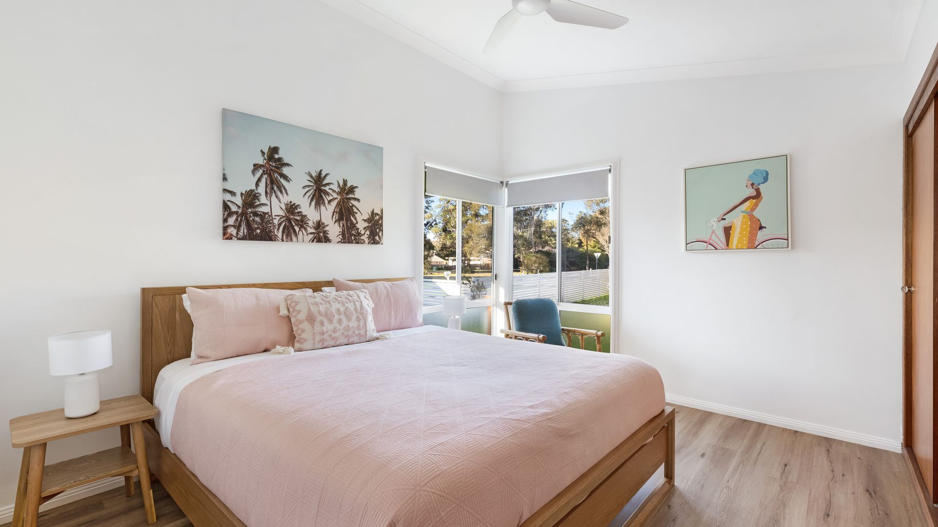 4 bedrooms, iron/ironing board, travel cot, free WiFi