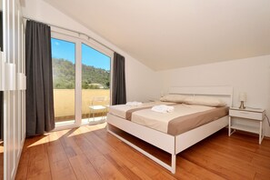 3 Schlafzimmer, Bügeleisen/Bügelbrett, kostenloses WLAN, Bettwäsche