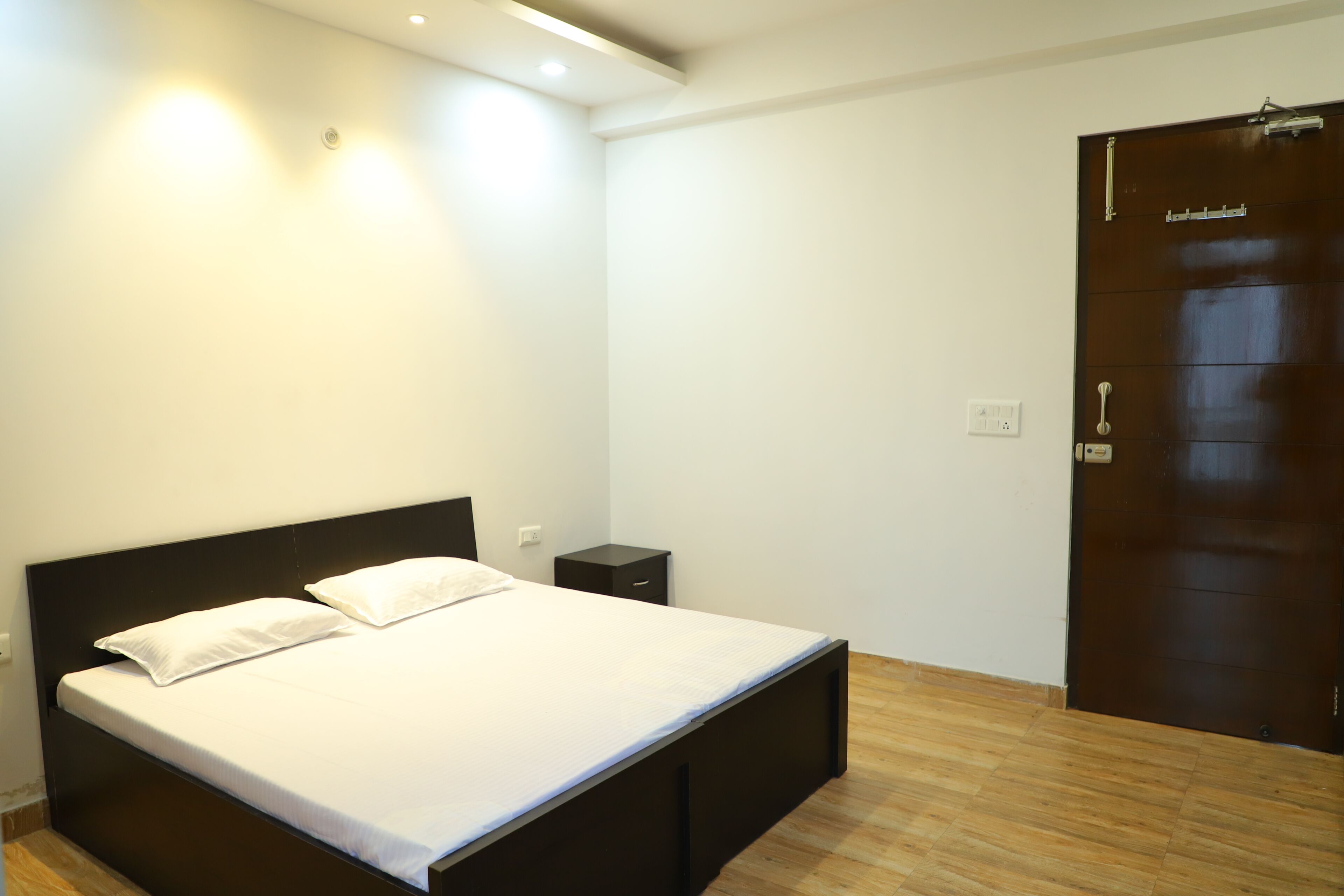 4 bedrooms