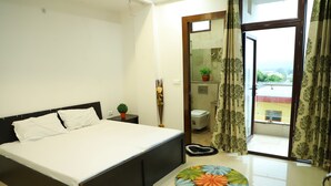 Apartment, 3 Bedrooms, Accessible, Smoking | Bathroom - Shivoham Yoga Retreat - Spacious and Fully Equipped Apartment in Tranquil Area (Rishikesh)