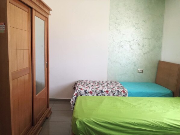 Apartment, 2 Bedrooms, Smoking, Balcony | 3 bedrooms
