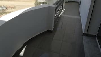 Apartment, 2 Bedrooms, Smoking, Balcony | Balcony