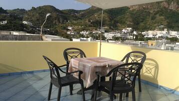 Apartment, 1 Bedroom, Patio, Ocean View | Terrace/patio